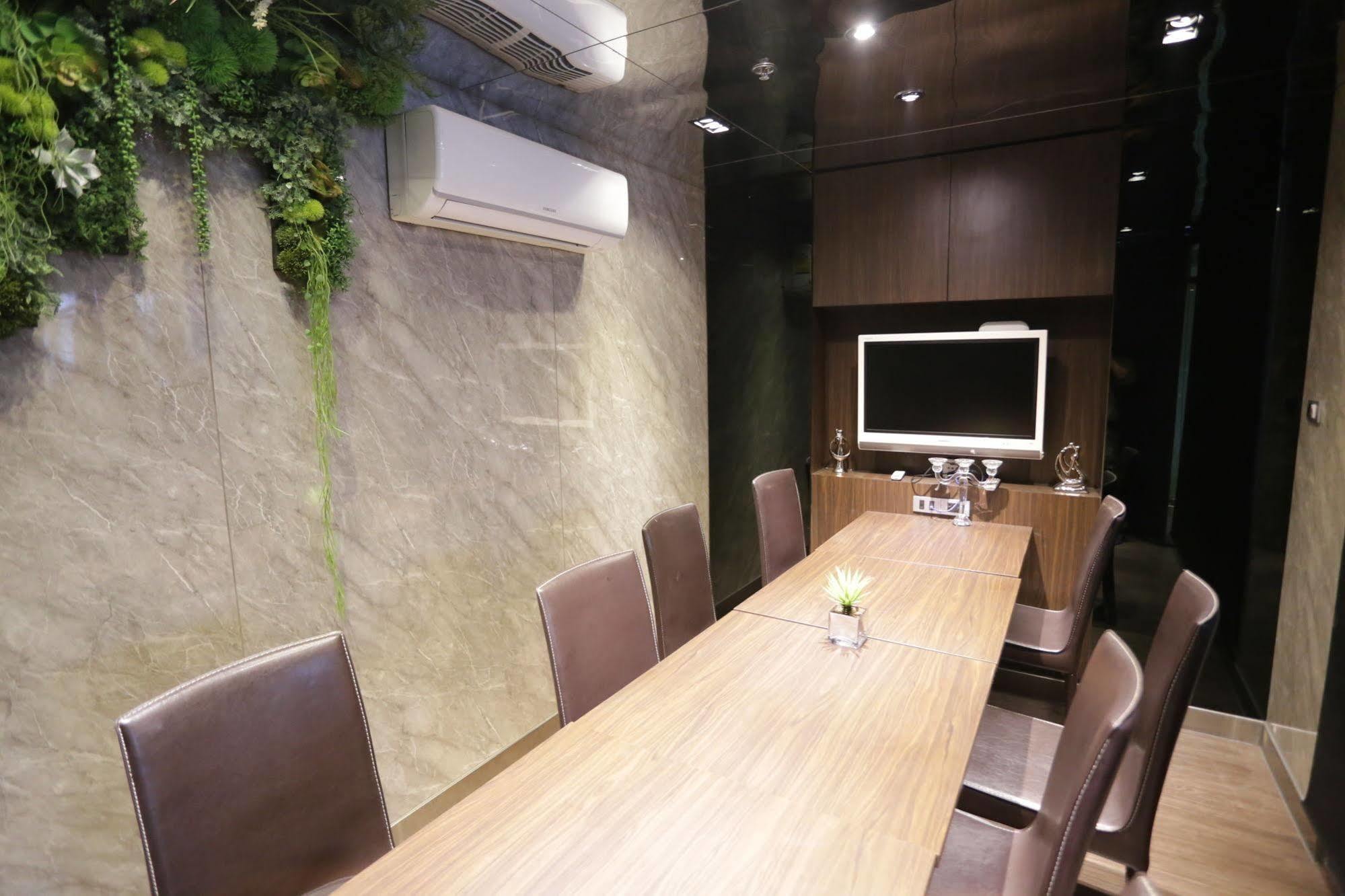 V Residence Μπανγκόκ Εξωτερικό φωτογραφία